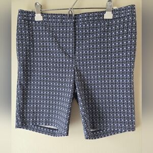 Mario Seranni, size 12, Bermuda shorts, stretch, blue diamond, print, modest